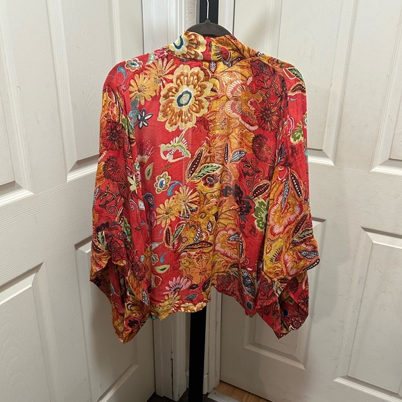 Rayon Chico's Red Floral Open-Front Short Kimono S/M - Picture 2 of 7